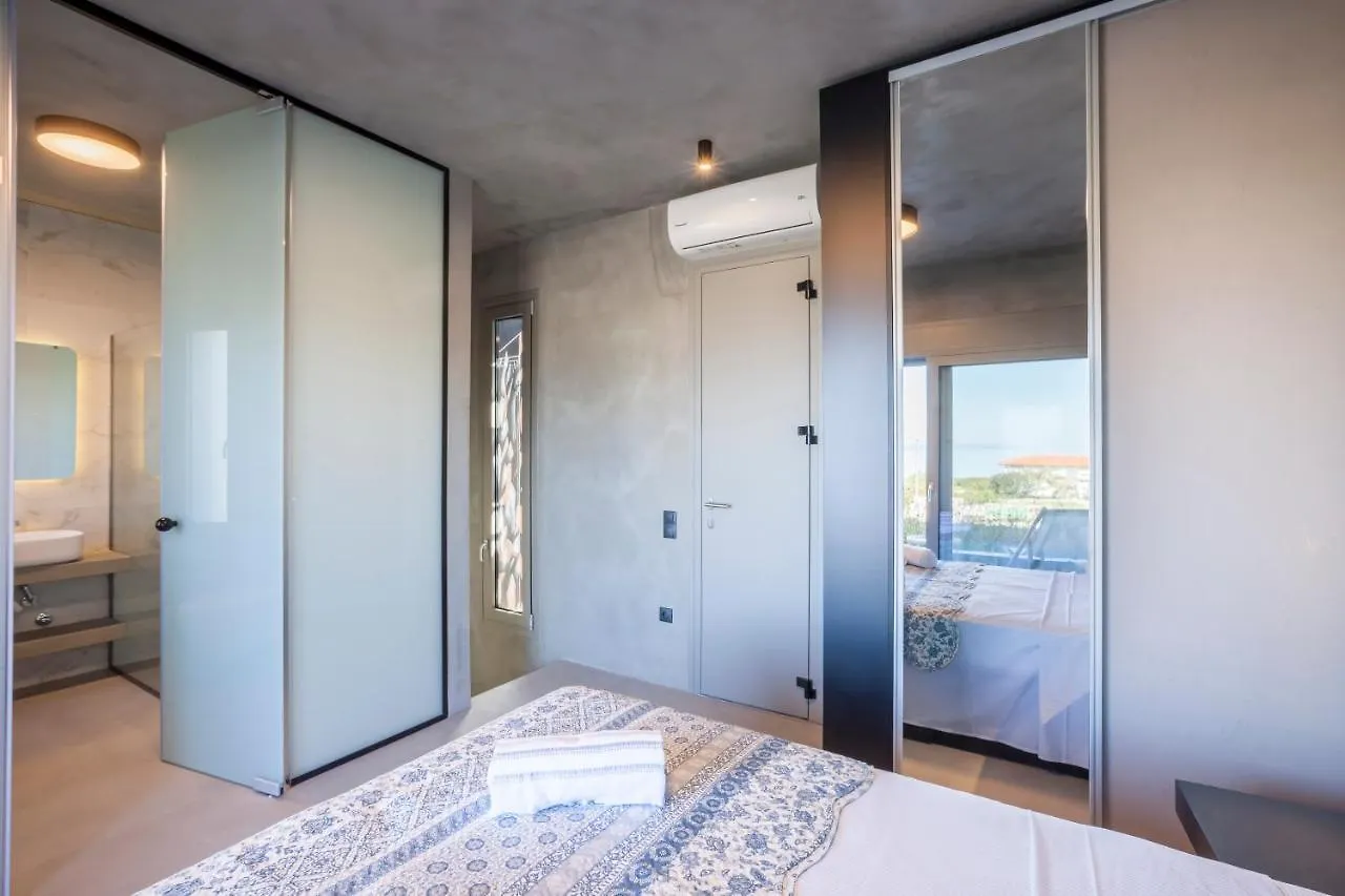 Beach Maisonette Villa Hanioti
