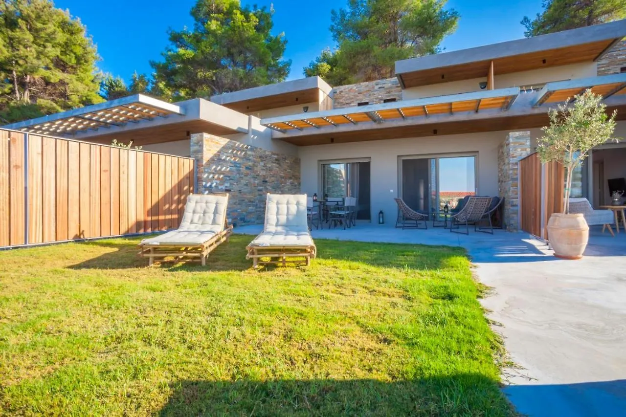 Beach Maisonette Villa Hanioti